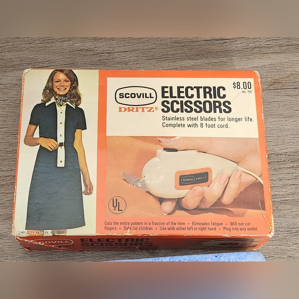 Vintage Scovill Dritz Electric Scissors With Original Box